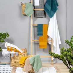 Alfombra de Baño Azul Petróleo Con Pompones 50x75c