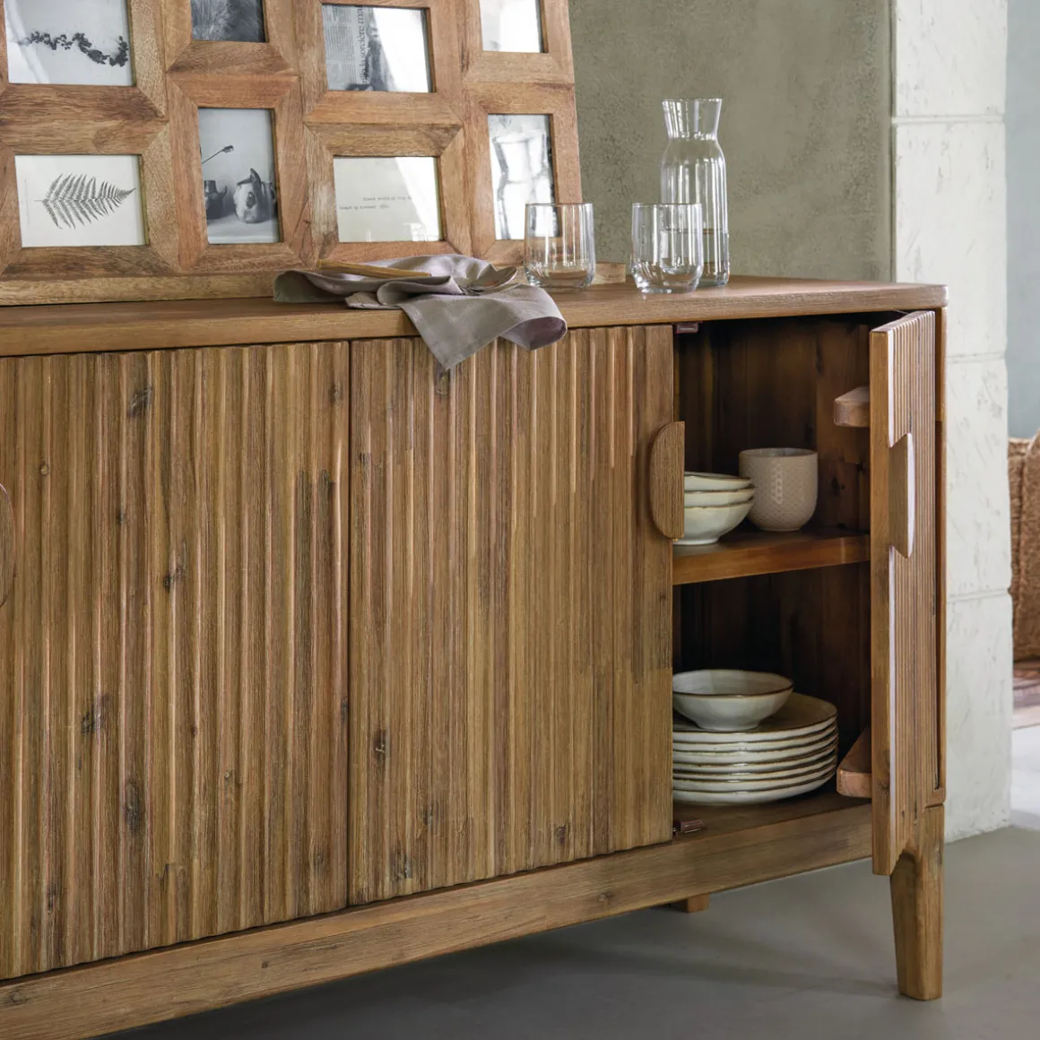 Aparador SABOR marrón de madera acacia