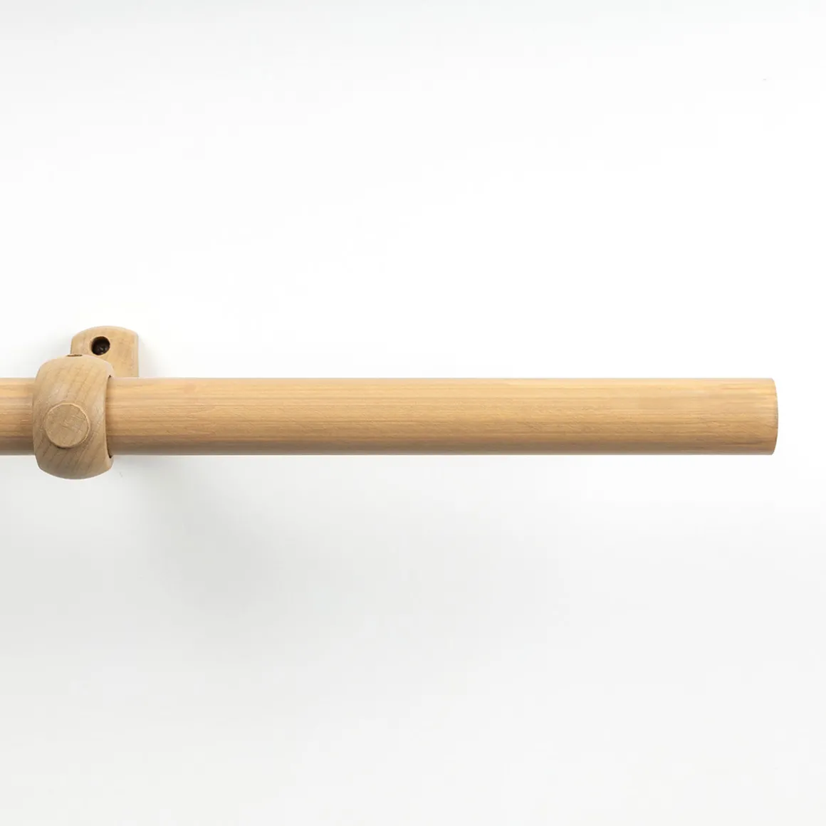 Barra De Cortina 250Cm D28Cm Barniz