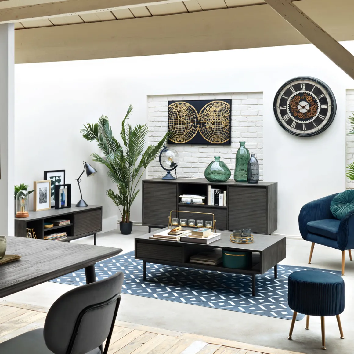 Butaca Solaro Slow Time Azul Oscuro De Terciopelo