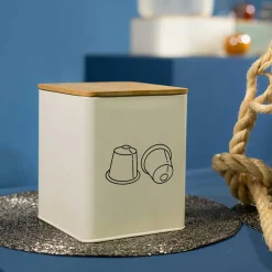 Caja para capsulas de café beige con tapa de bambú