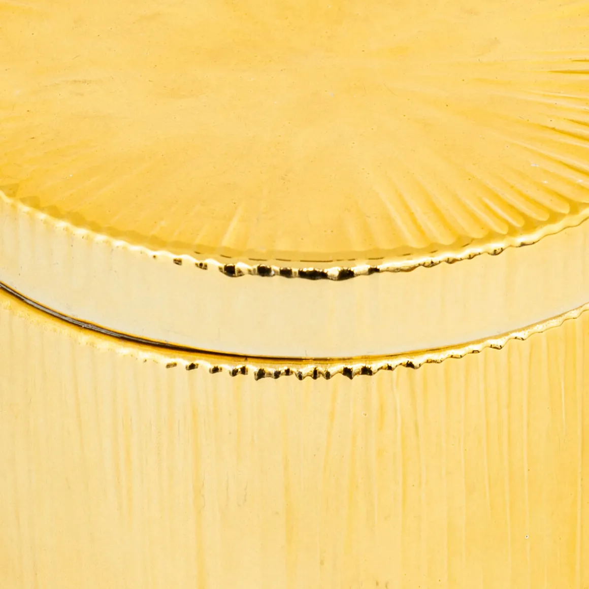 Caja Redonda De Cerámica Dorada