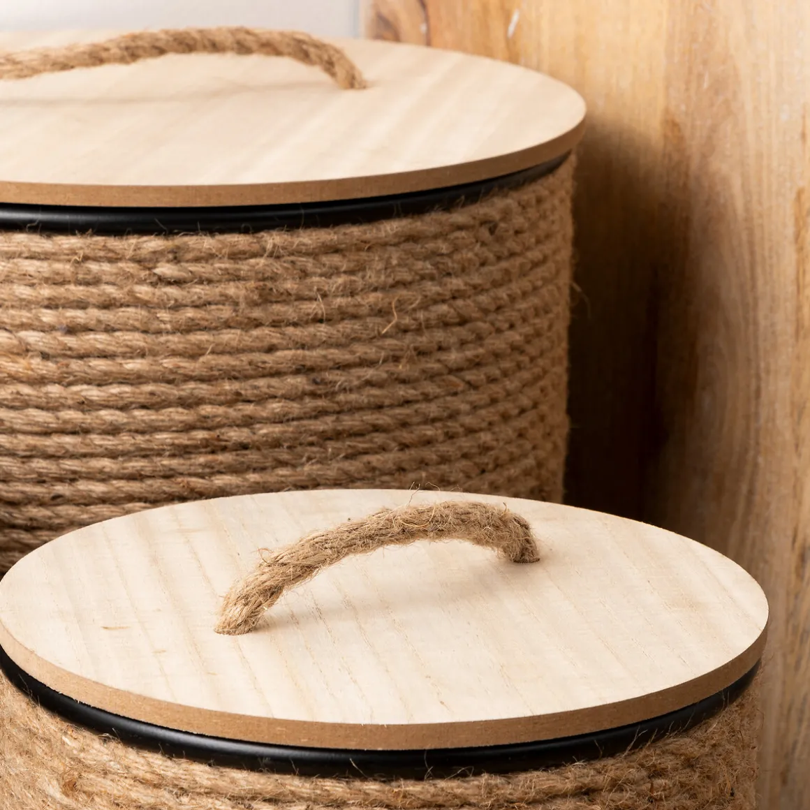 Cesta con tapa beige 38x25cm