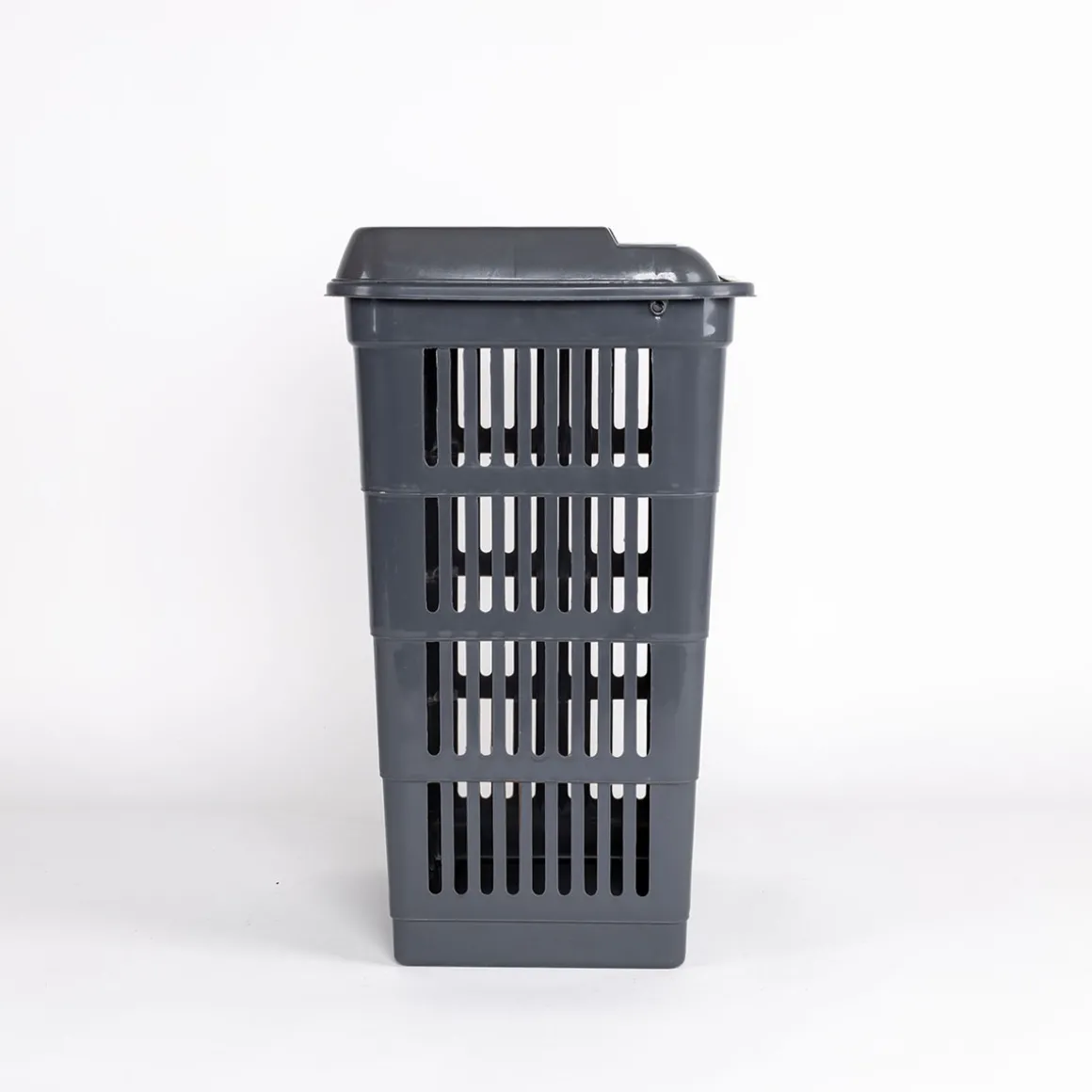 Cesto para colada con tapa gris 40L