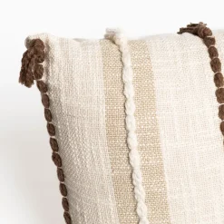 Cojín EARTHY con borlas 30x50cm