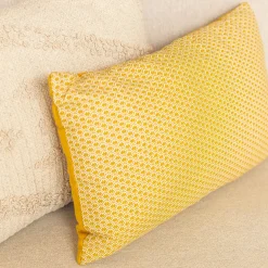 Cojín Otto Ocre Decorado 30x50Cm