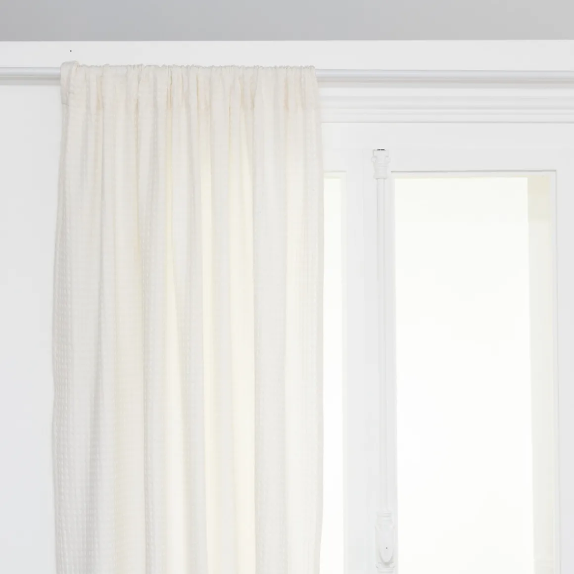 Cortina The Floral Waffle Blanca 130x160cm