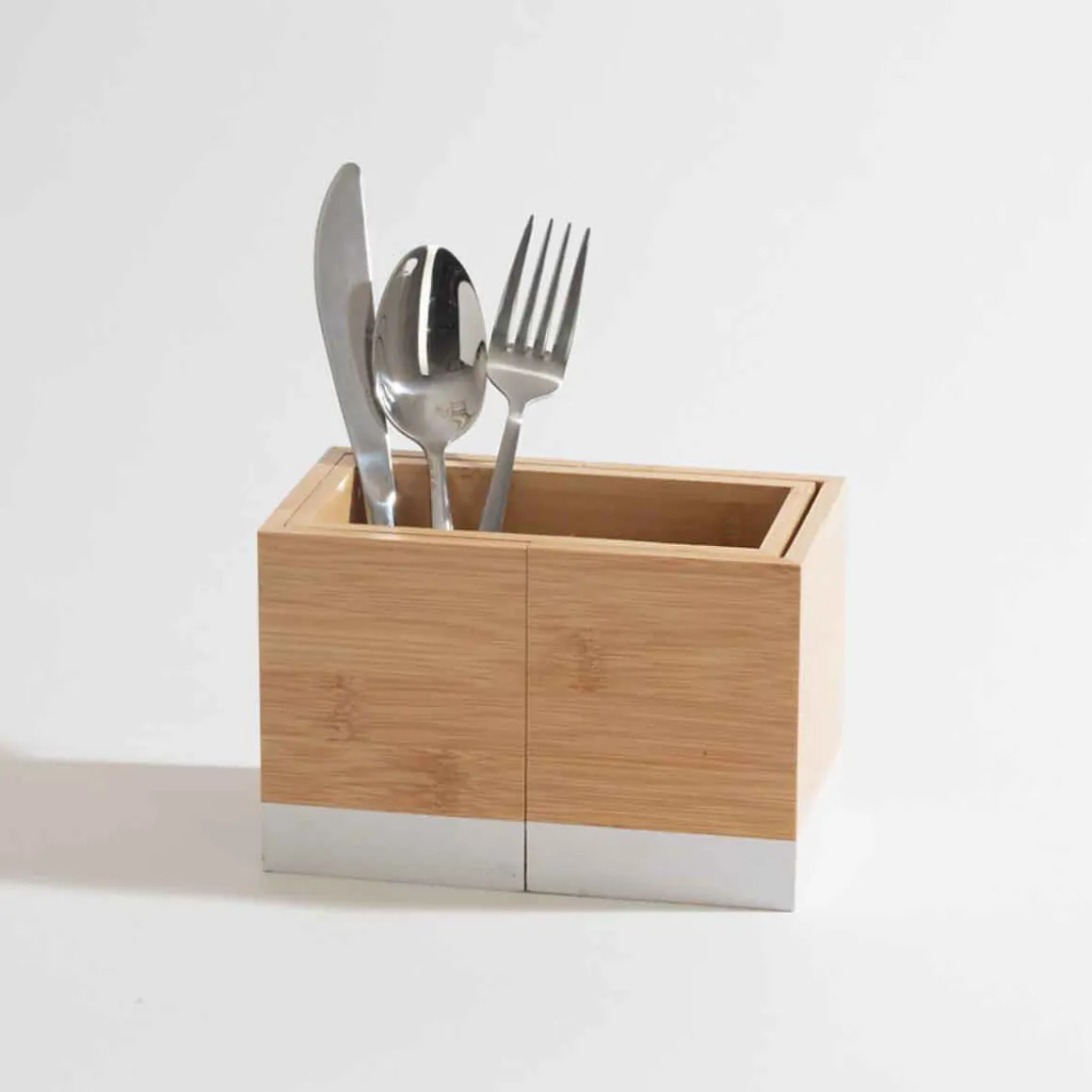 Cubertero extensible de bambú