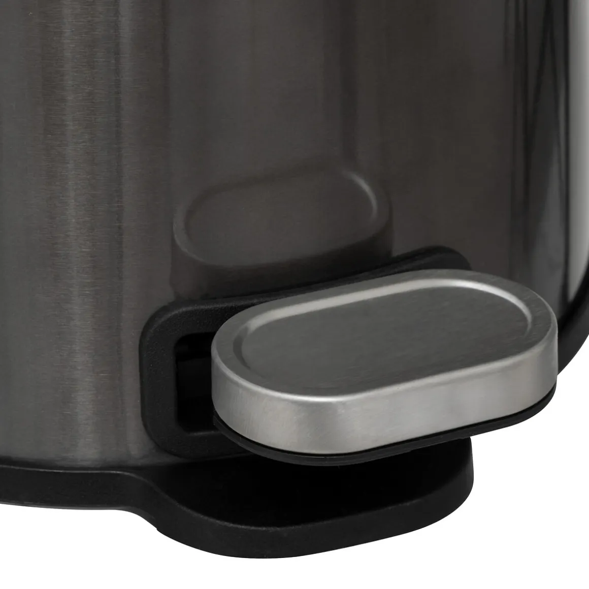 Cubo de basura negro de metal con pedal DELTA 6l