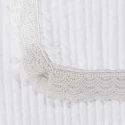 Edredón blanco con volante de encaje 220x240cm