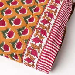 Edredón Yucatán Floral Con Ribete 220x240cm