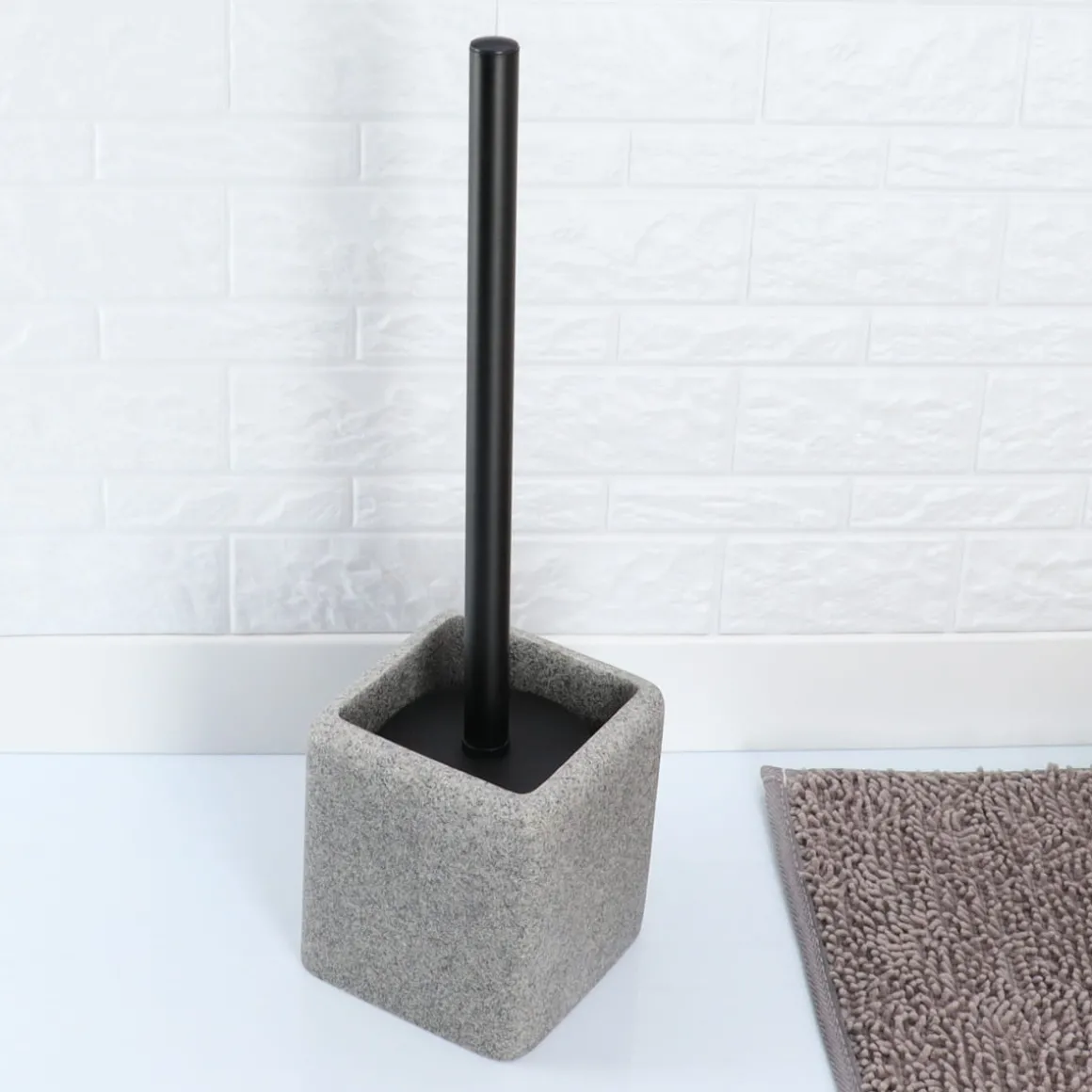 Escobilla De Baño Gris Efecto Piedra