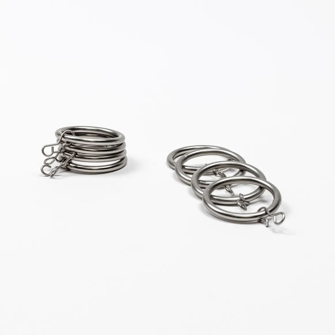 Juego De 8 Anillas D20 Plateadas