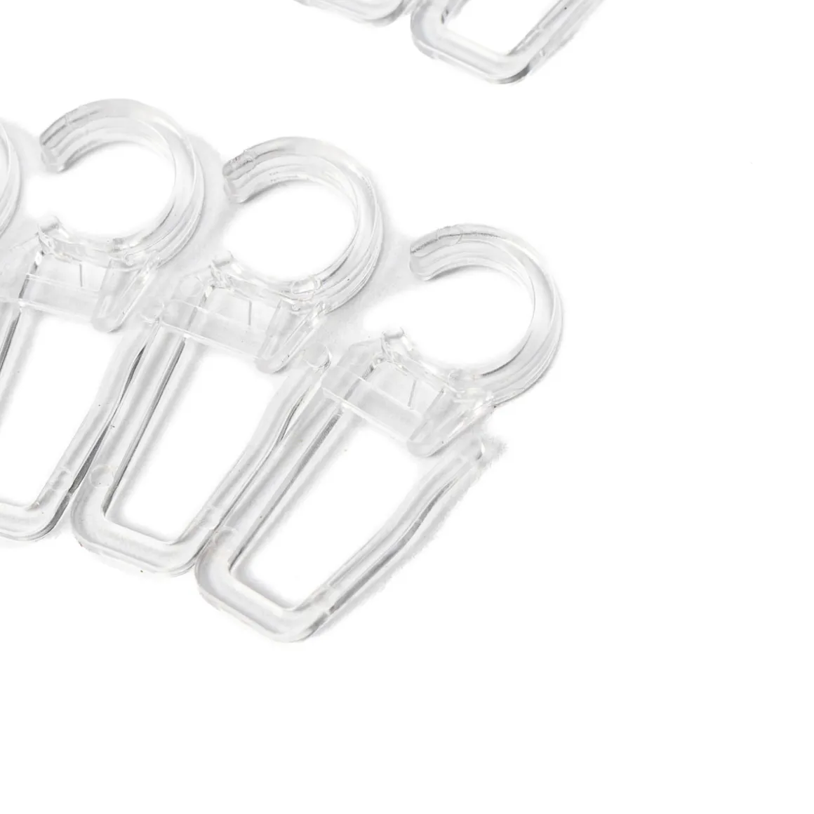 Juego De 10 Grapas Plástico D28 Transp.