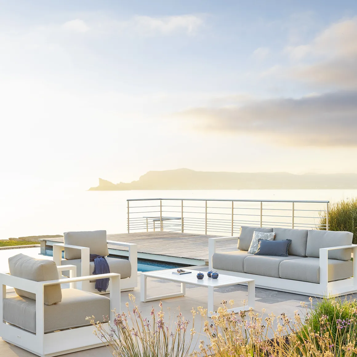 Juego de jardín ALLURE blanco 5 plazas