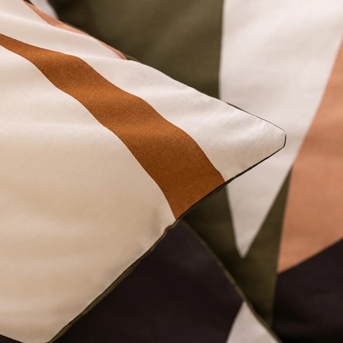 Juego funda nórdica y 2 fundas de almohada ARIK