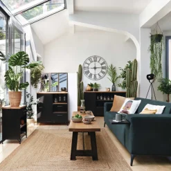 Lámpara de mesa BIL negra de metal con trípode