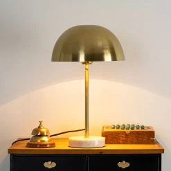 Lámpara De Mesa De Metal Dorada Con Base De Mármol