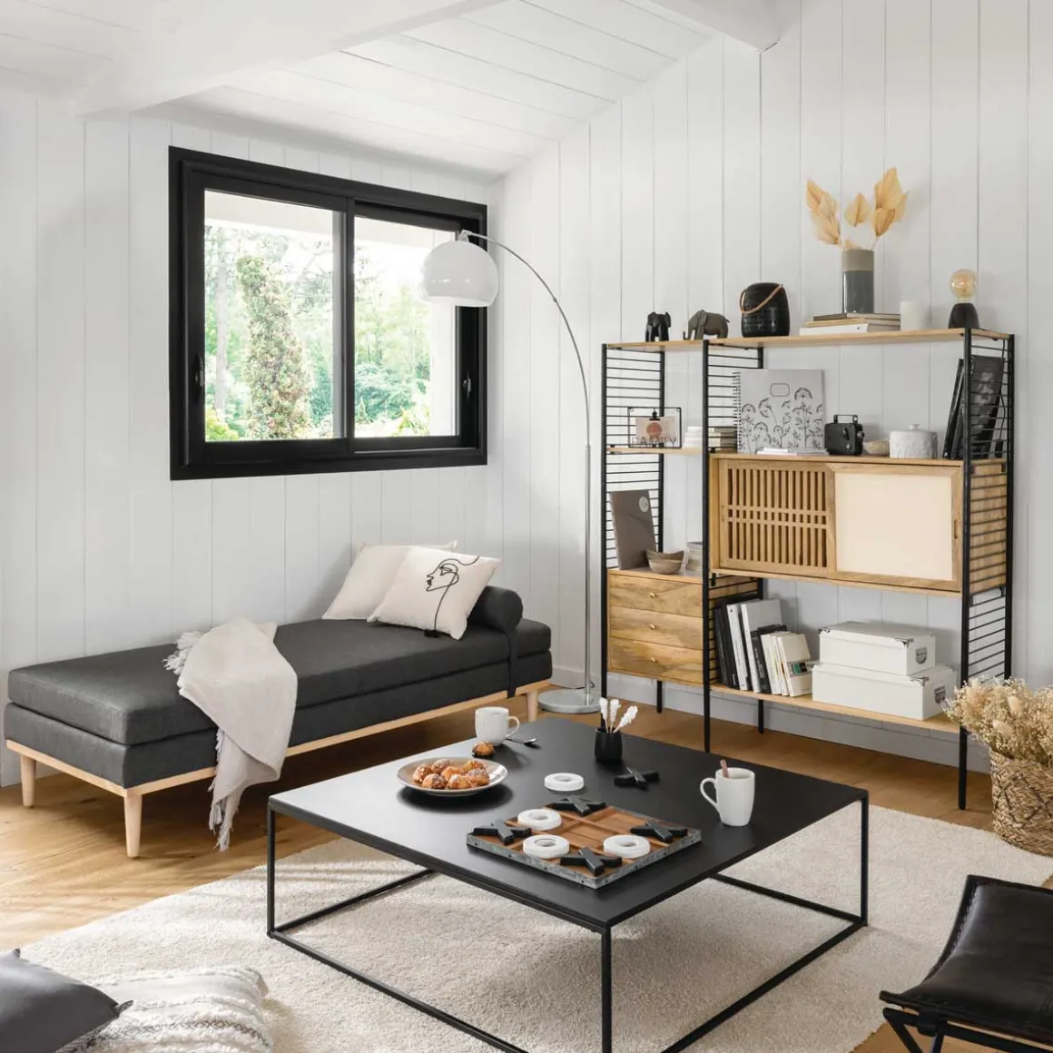 Lámpara De Pie Bola Blanca 185Cm