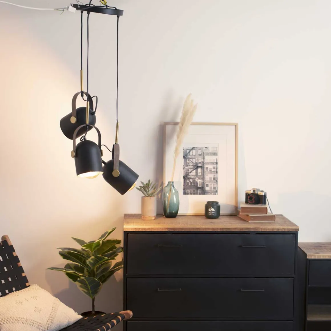 Lámpara De Techo Metal Negra 25x83Cm