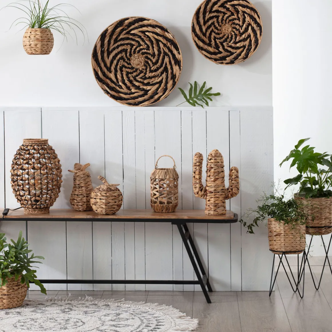 Maceta C/Soporte Tamaño 1/2 20x43x20Cm