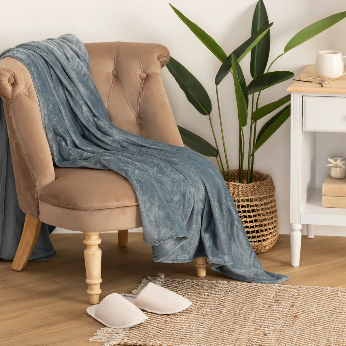 Manta Coralina Azul 130x180Cm