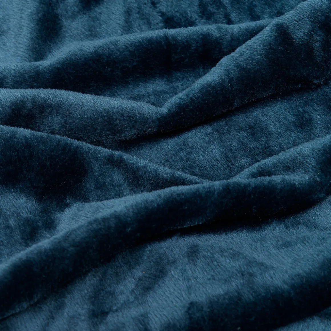 Manta OLLIS azul oscuro de terciopelo