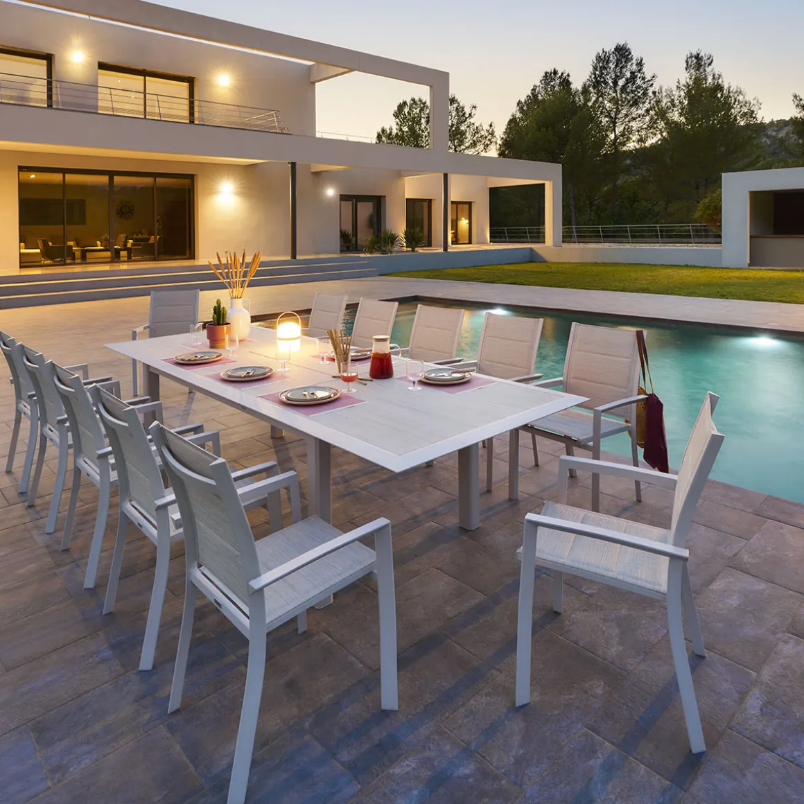 Mesa de exterior extensible ALLURE 12 plazas