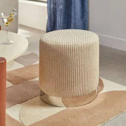 Puf SYLIA marfil de terciopelo 38x38cm