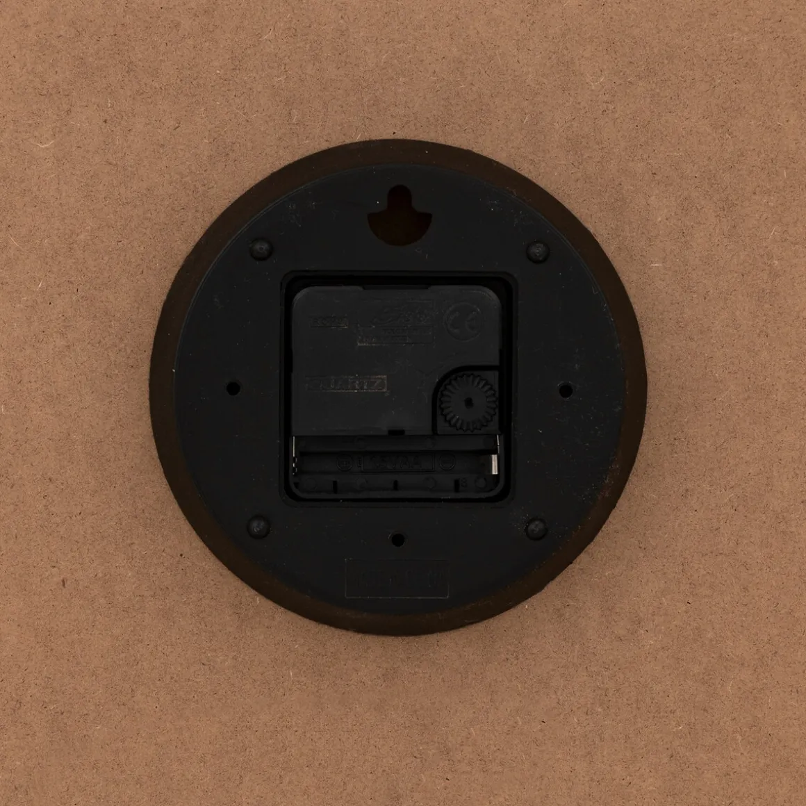 Reloj de pared beige IVANA