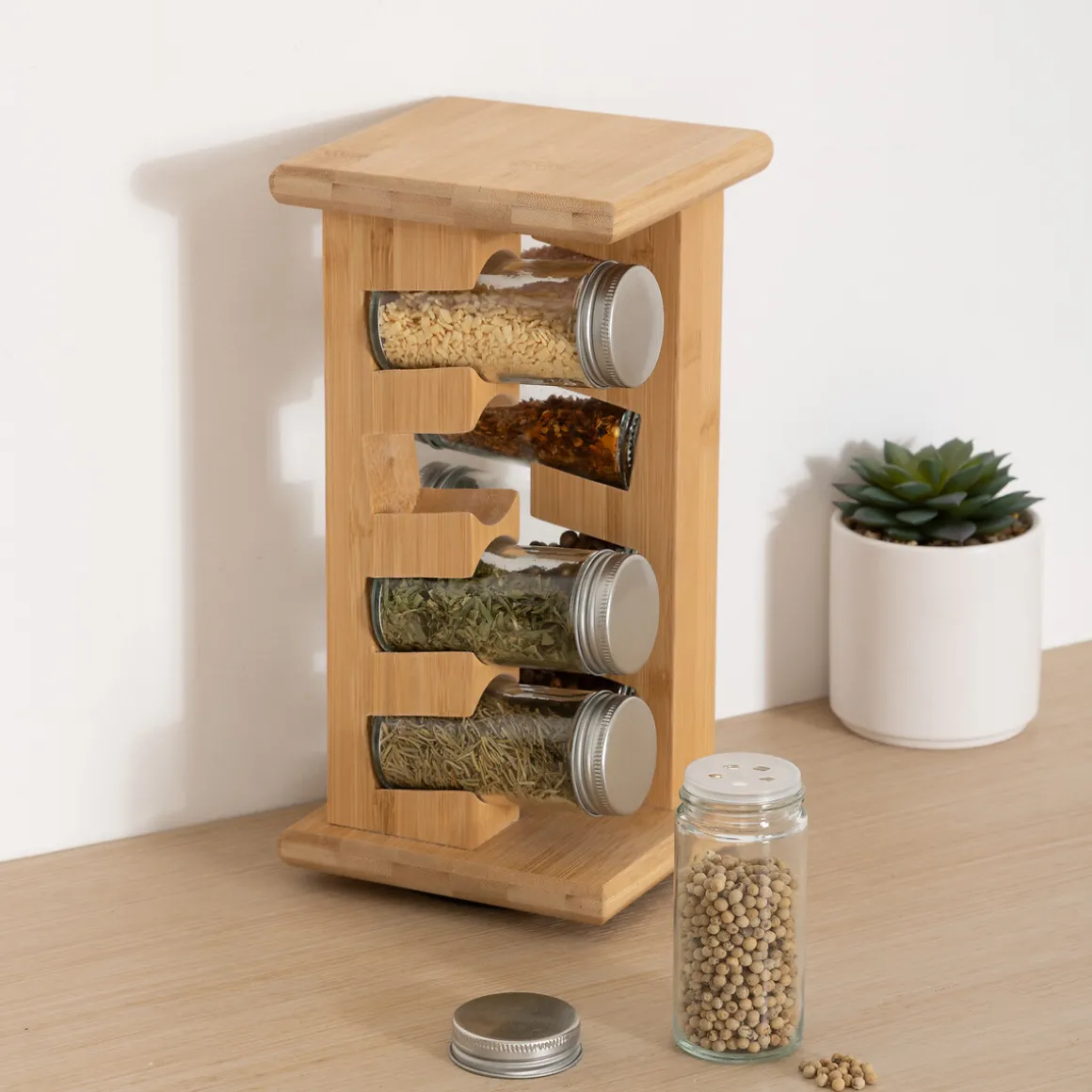 Set de 8 tarros de especias con soporte