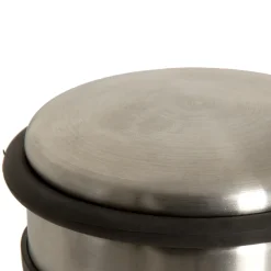 Tope de puerta metálico